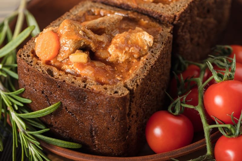 Goulash au pain